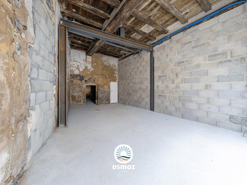 Local commercial - 34 m² - 1 pièce