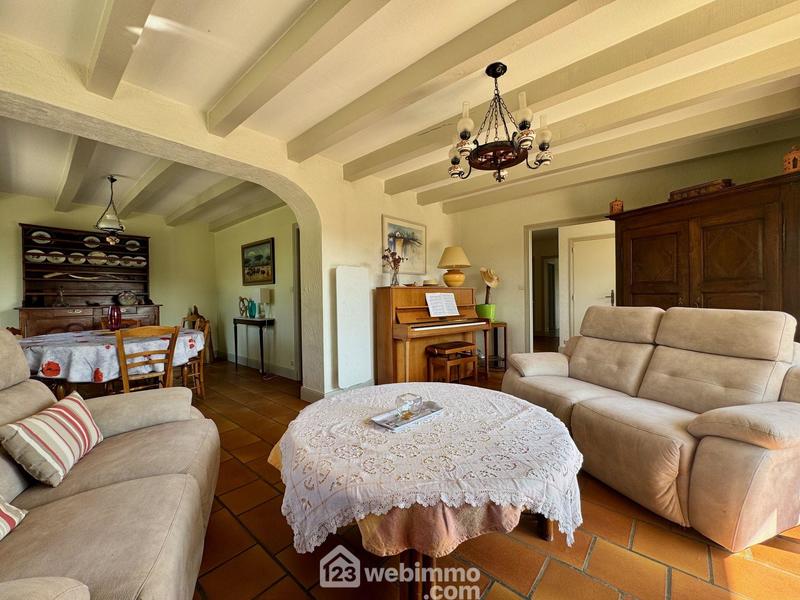 Maison - 161 m² - 6 pièces