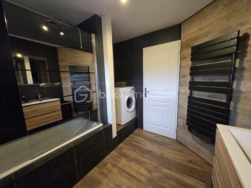 Maison de village - 94 m² - 3 pièces