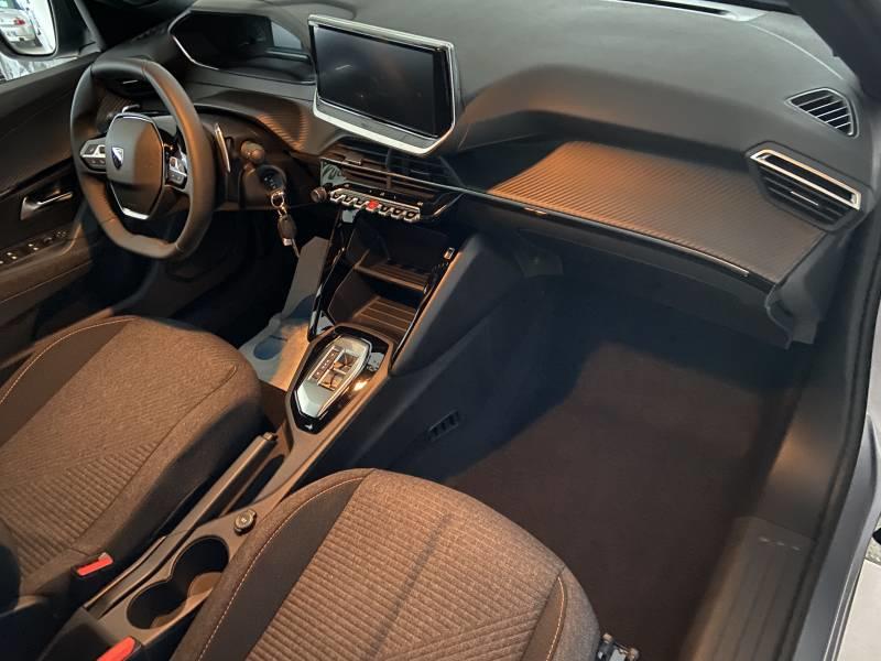 Peugeot 2008 Hybrid 136 e-Dcs6 Style