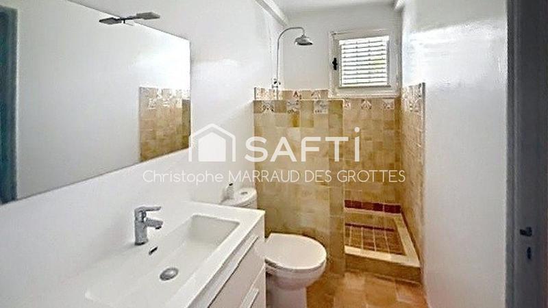 Villa - 231 m² - 6 pièces