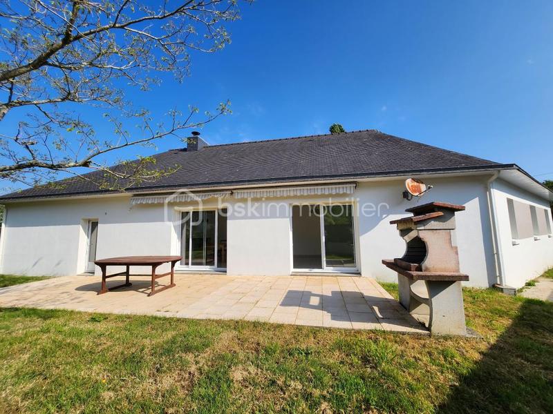 Maison traditionnelle - 155 m² - 7 pièces