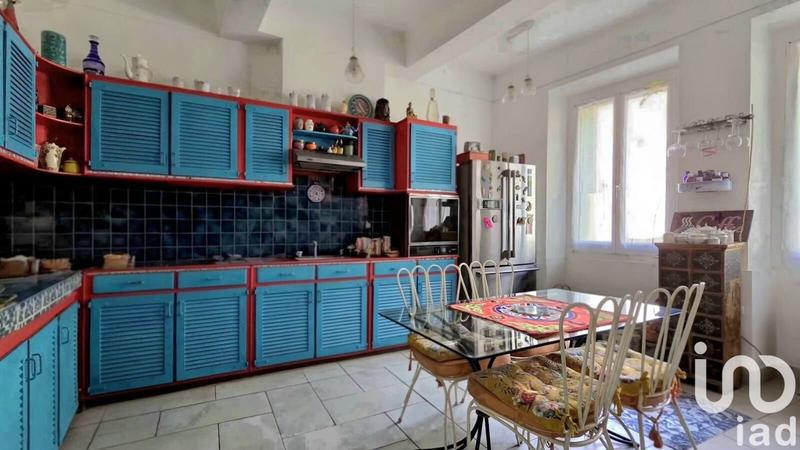 Maison - 197 m² - 7 pièces