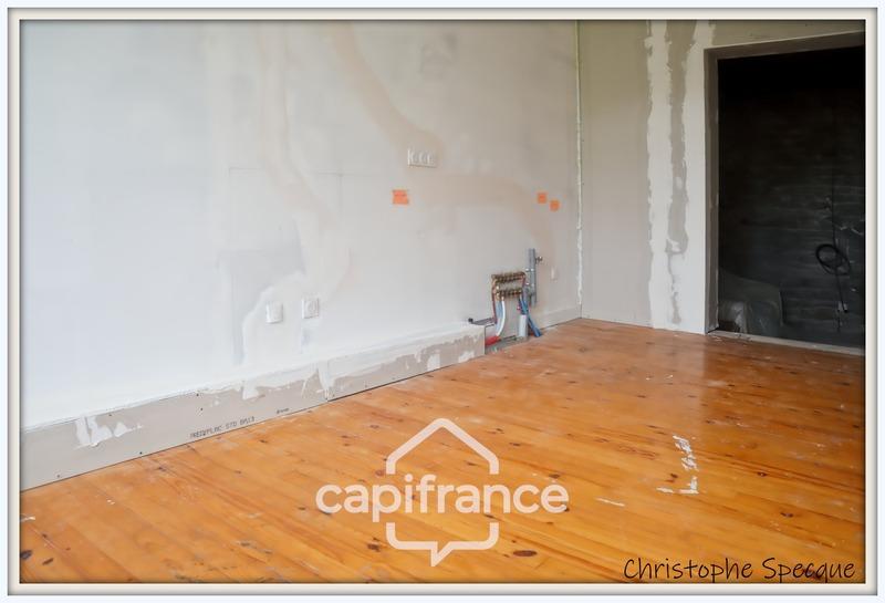 Maison - 104 m² - 4 pièces