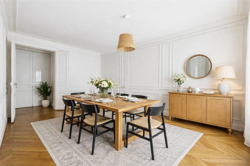 Appartement - 140 m² - 6 pièces