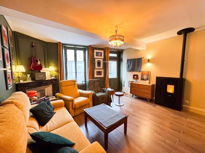 Maison - 99 m² - 4 pièces