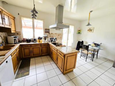 Maison - 194 m² - 7 pièces