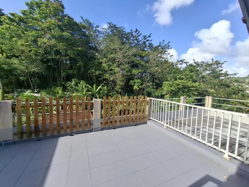 Immeuble - 421 m² - 19 pièces