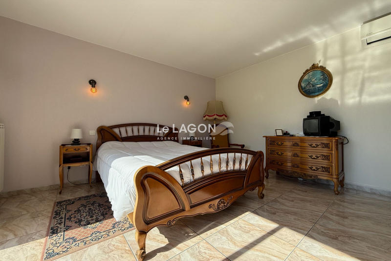 Maison - 236 m² - 4 pièces