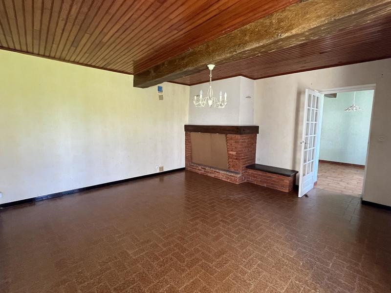 Maison en pierre - 213 m² - 9 pièces