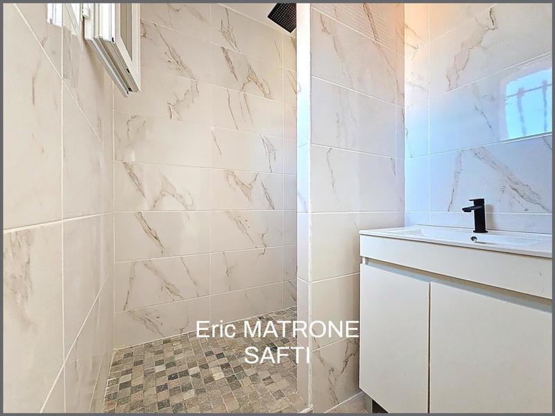 Maison de ville - 95 m² - 4 pièces