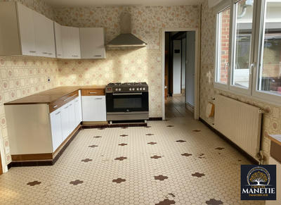 Maison - 140 m² - 6 pièces