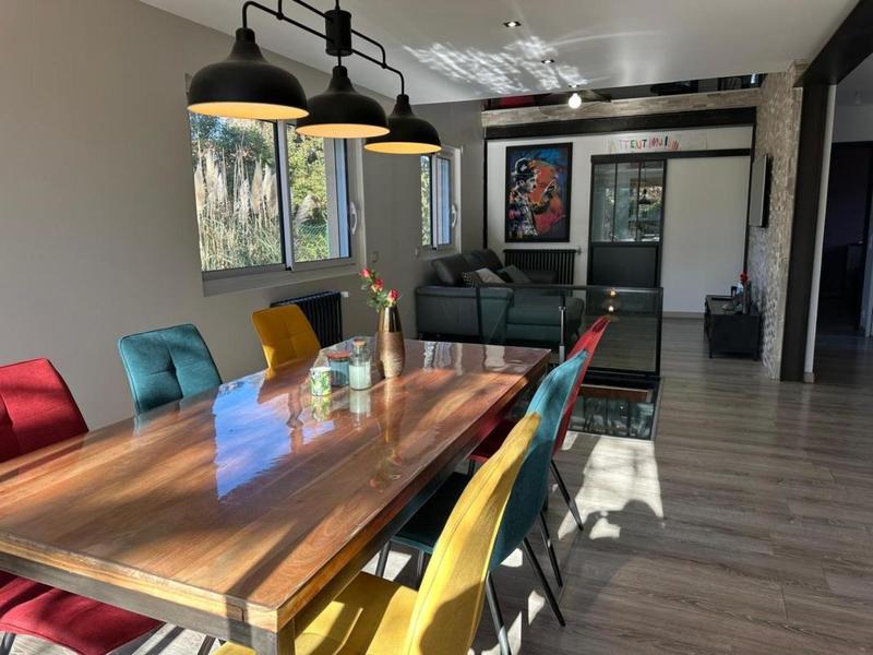 Maison - 144 m² - 6 pièces