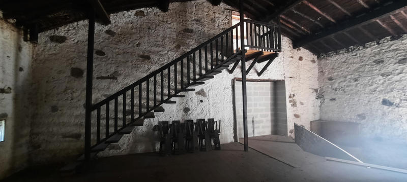 Maison - 328 m² - 7 pièces