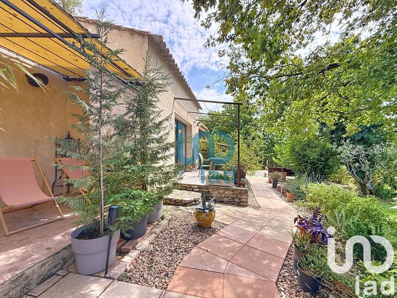 Maison - 272 m² - 10 pièces