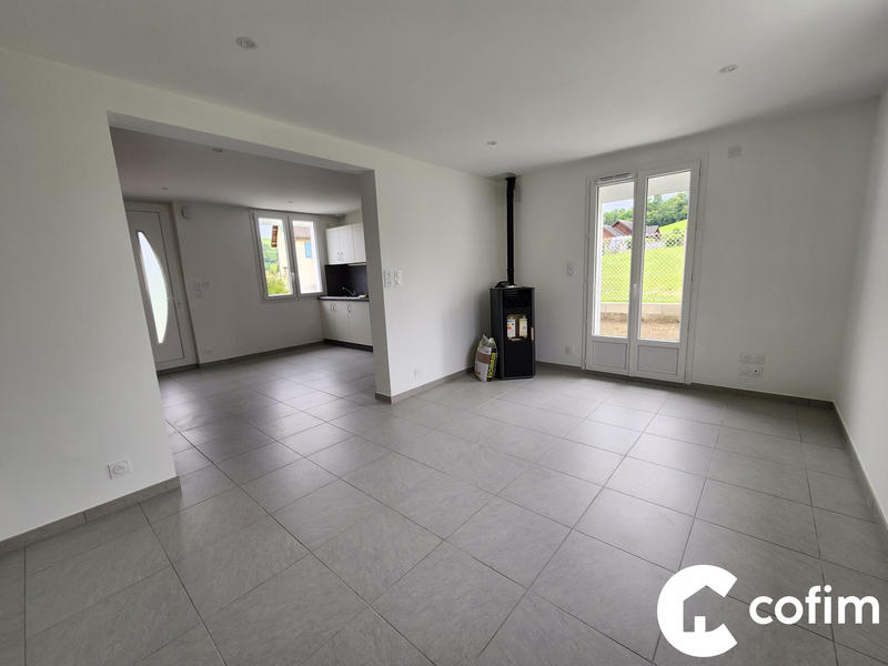 Maison - 92 m² - 4 pièces