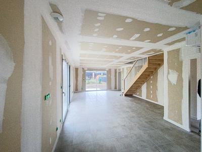 Maison - 87 m² - 4 pièces