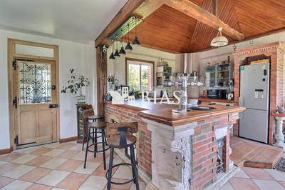 Maison - 142 m² - 7 pièces