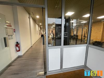 Local d'activités - 368 m² - 7 pièces