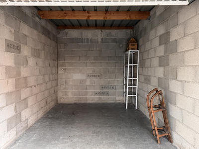 Parking / Garage - 10 m²