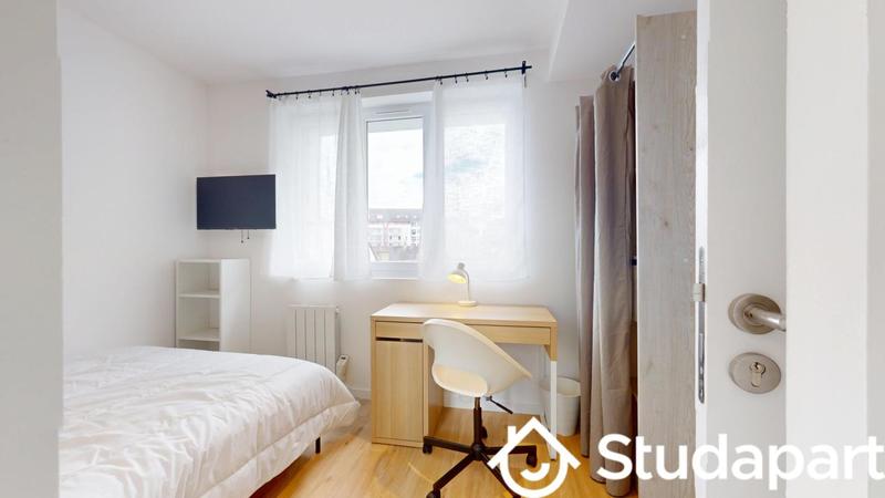 Chambre - 9 m² - 1 pièce