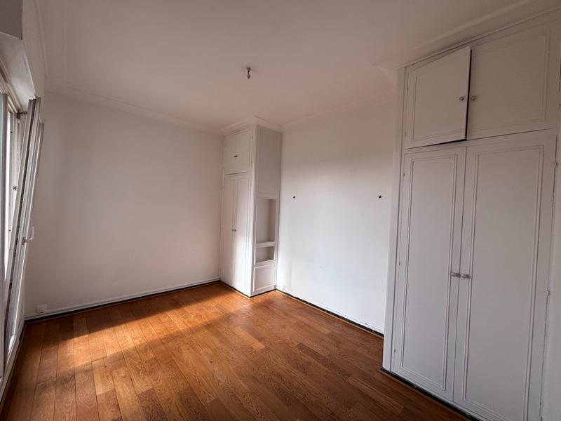 Appartement - 120 m² - 6 pièces