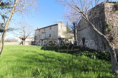 Maison en pierre - 200 m² - 6 pièces