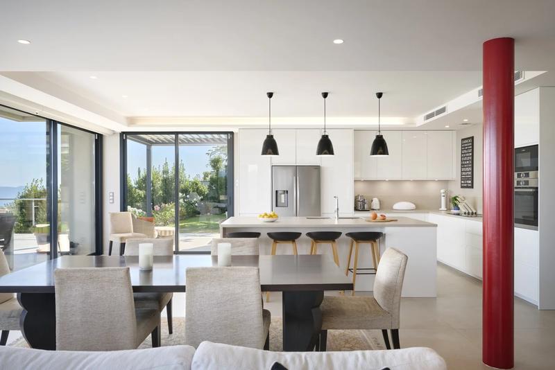 Maison - 540 m² - 12 pièces