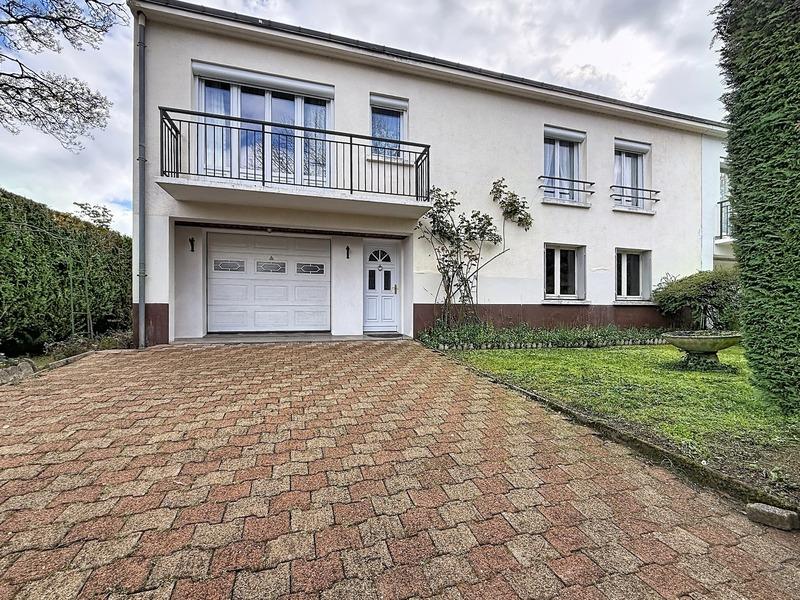 Maison - 96 m² - 4 pièces