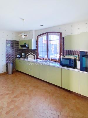 Maison - 105 m² - 4 pièces