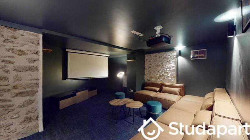 Chambre - 13 m² - 1 pièce