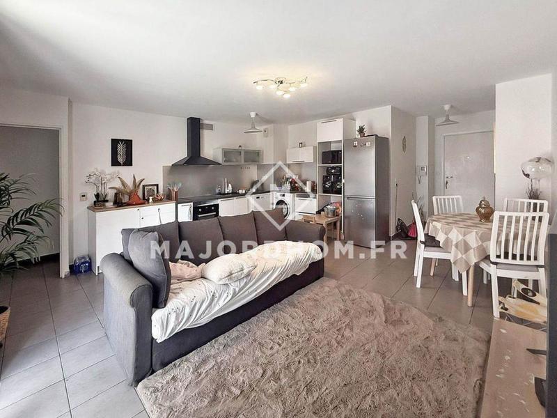 Appartement - 80 m² - 4 pièces