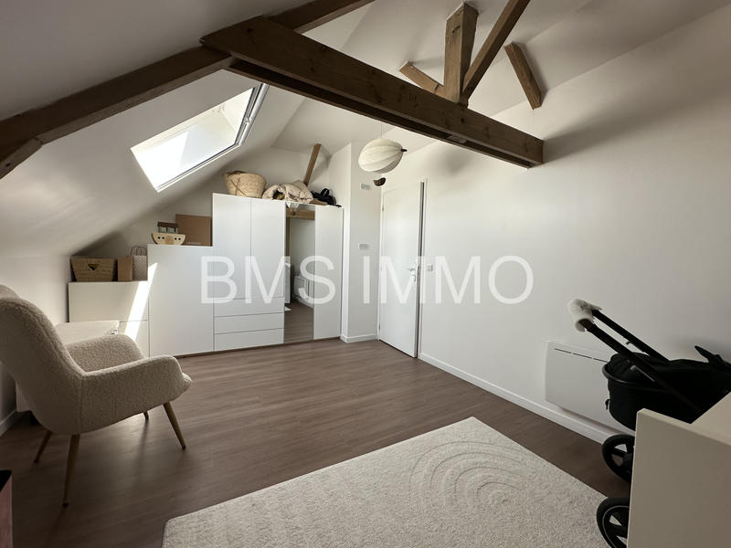 Maison - 251 m² - 6 pièces