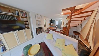 Maison - 84 m² - 4 pièces