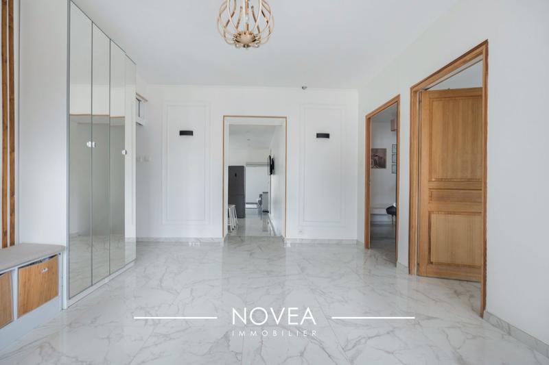 Maison - 140 m² - 6 pièces