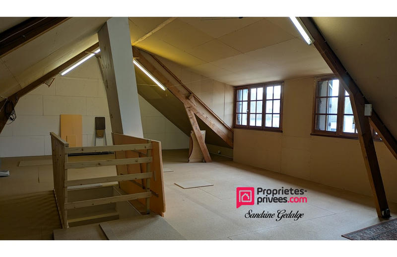 Maison - 80 m² - 4 pièces