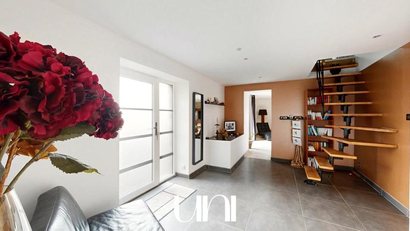 Maison - 184 m² - 7 pièces