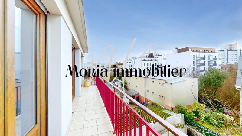 Appartement - 140 m² - 6 pièces