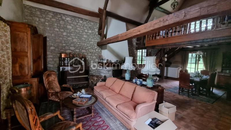 Propriété - 220 m² - 7 pièces