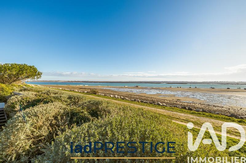 Maison - 257 m² - 8 pièces