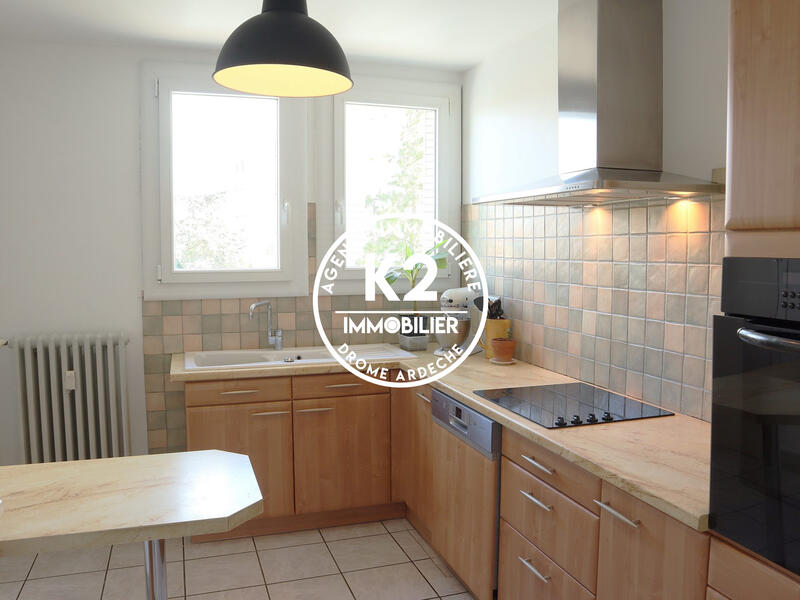 Appartement - 74 m² - 3 pièces