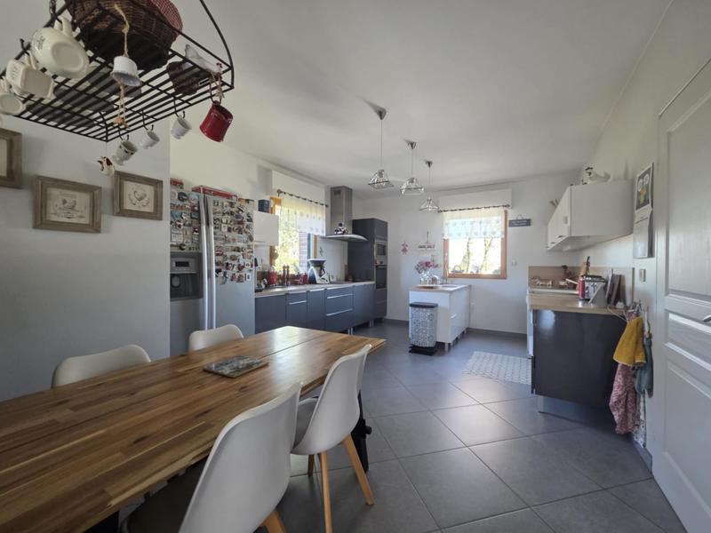 Maison - 154 m² - 5 pièces