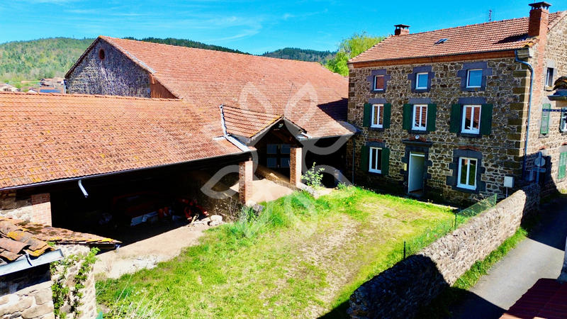 Maison - 107 m² - 7 pièces