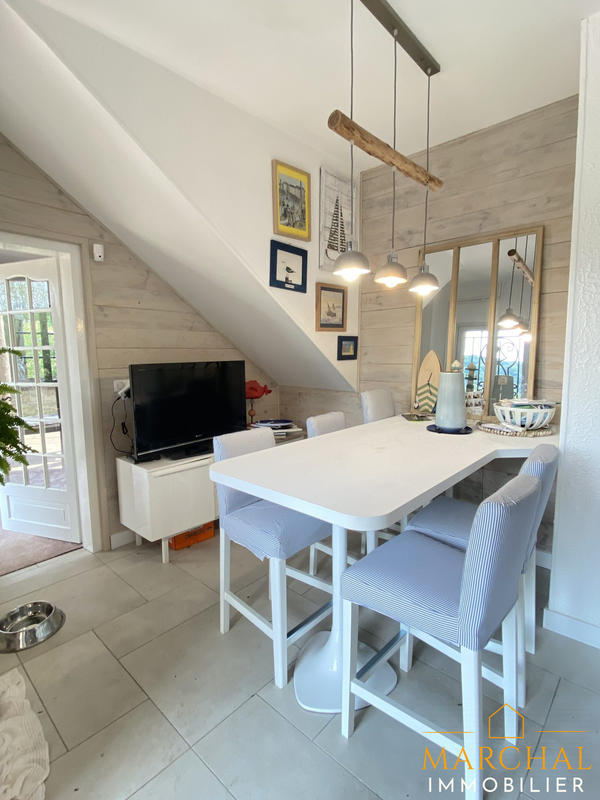 Maison - 190 m² - 7 pièces