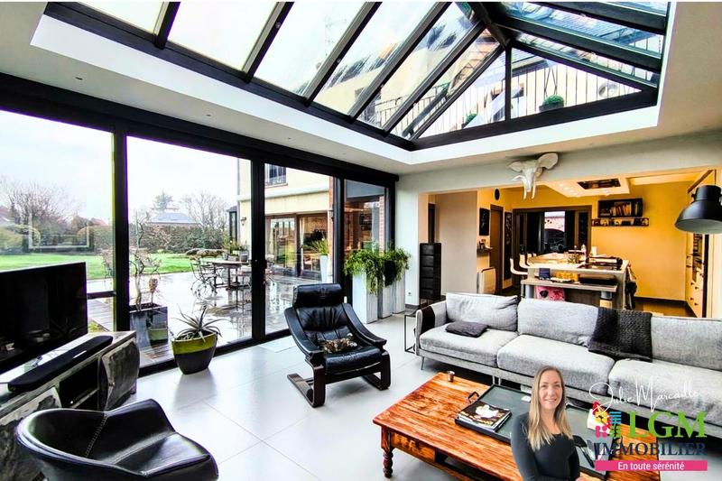 Propriété - 236 m² - 7 pièces