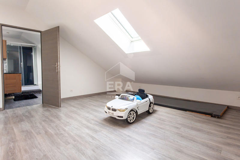 Maison - 135 m² - 6 pièces