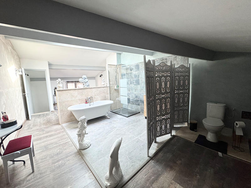 Maison - 102 m² - 5 pièces