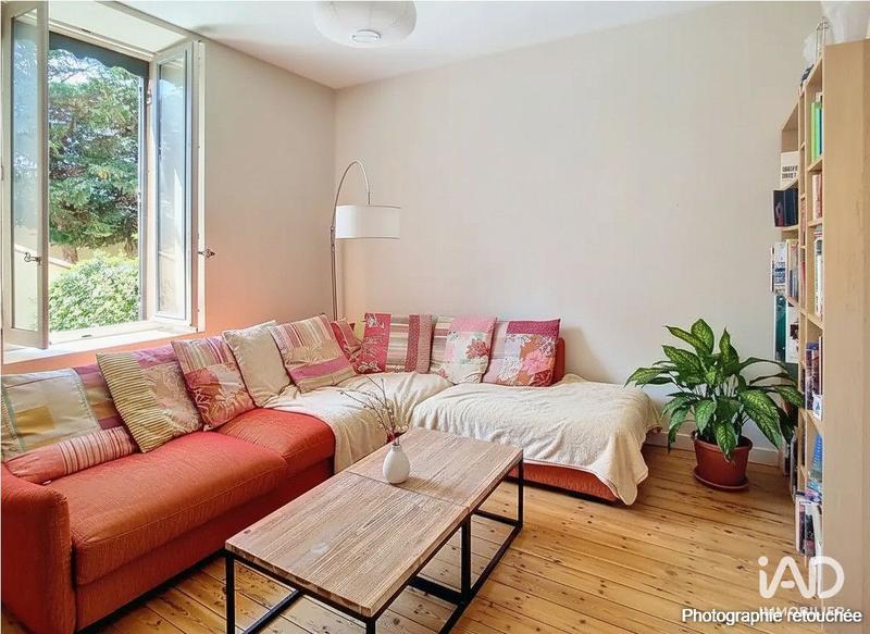 Maison - 224 m² - 8 pièces