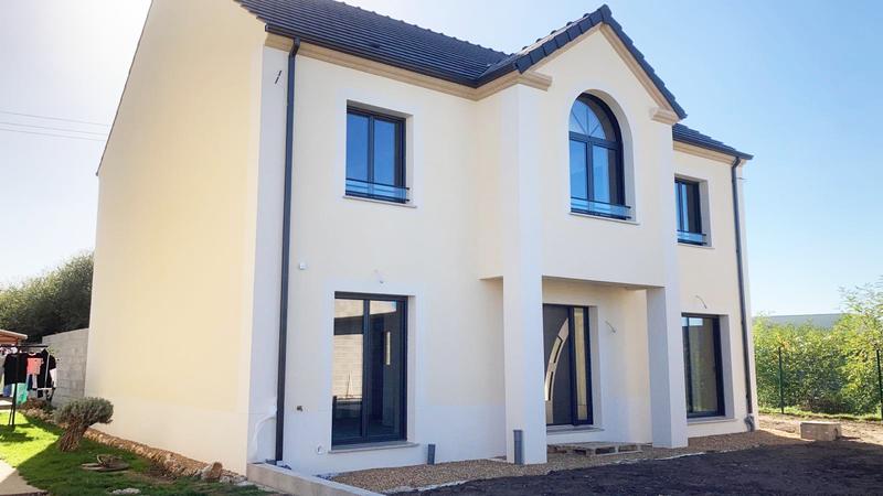 Maison - 140 m² - 6 pièces