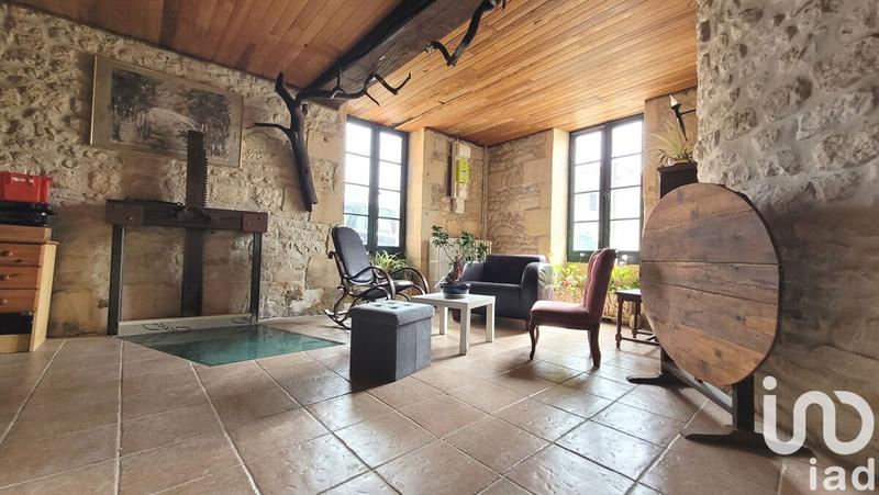 Maison - 244 m² - 5 pièces